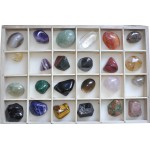 Trommelstenen set in houtenkist